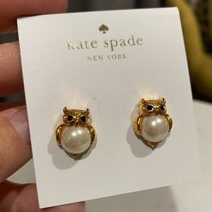 NWT Kate Spade owl statement stud earrings.
